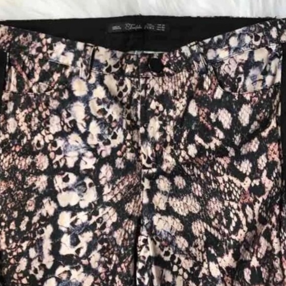 Zara  Snakeskin Skinny Pants- BNWT - Picture 3 of 5